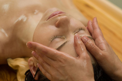 ayurveda_massage_neorizons