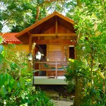 Chalet_Helicônia_Aratinga_Inn_Neorizons